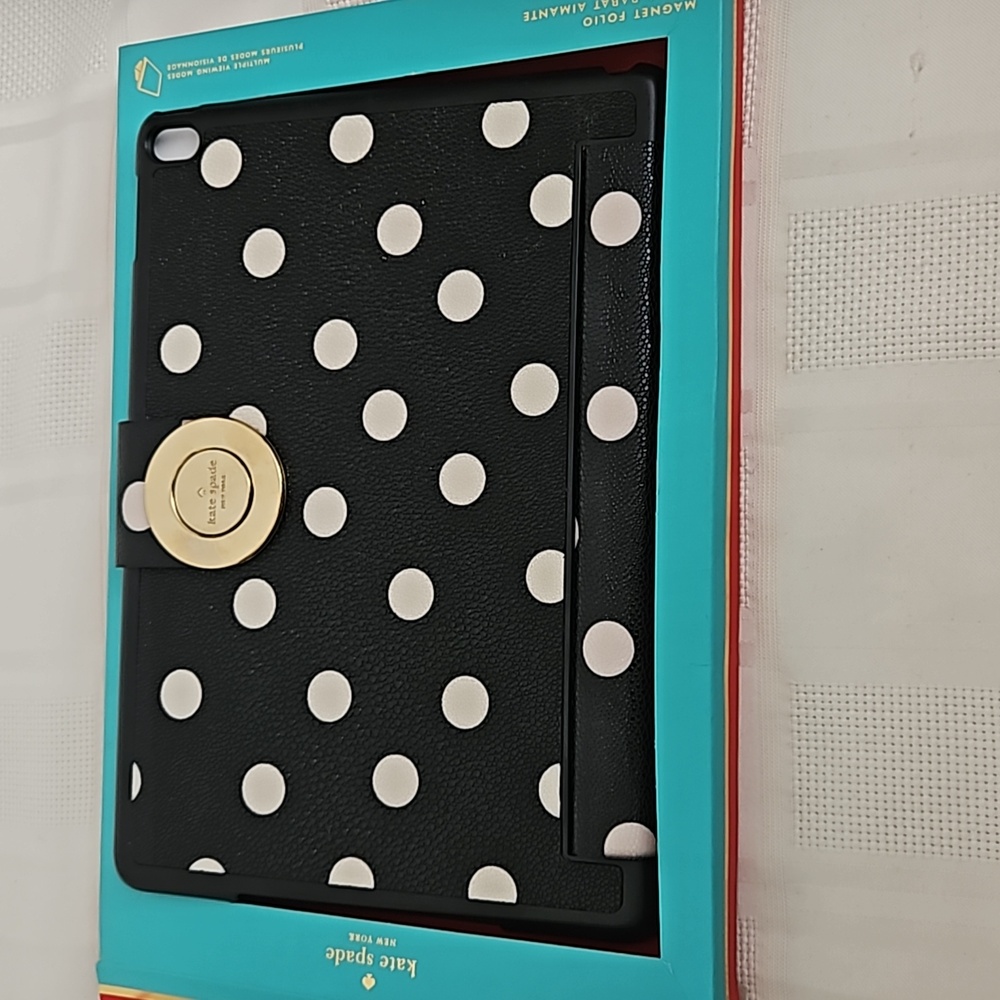 COPY - 22. HP Kate Spade Magnet Folio $70 For iPad Air 2 Polka Dot Black/ White